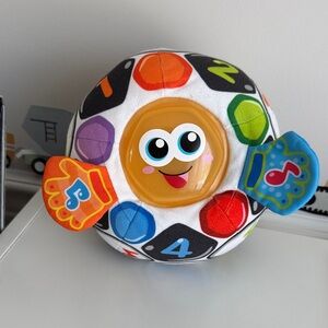 Music  Learning Ball with Interactive Features